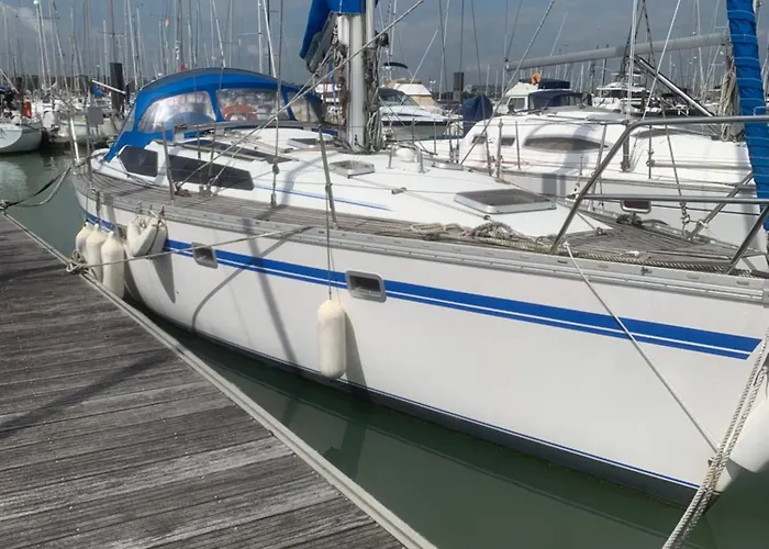 Nuit Sur Un Bateau La Rochelle