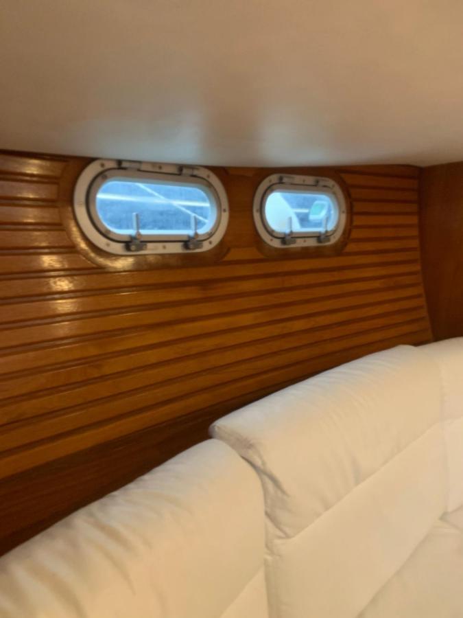 Nuit Sur Un Bateau La Rochelle La Rochelle (Charente-Maritime)